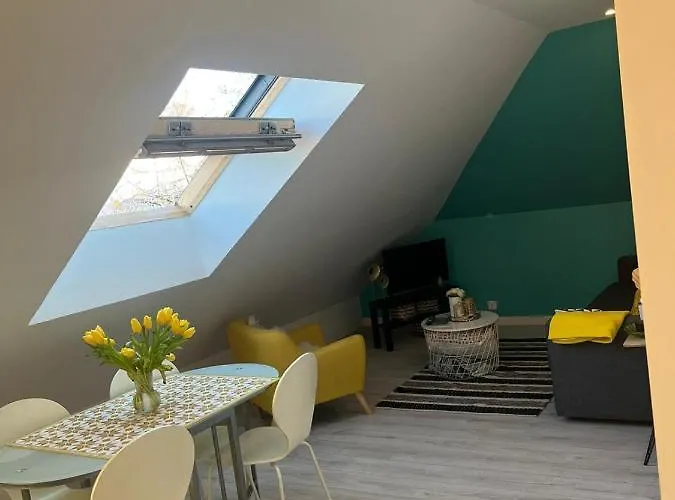 Magnifique Logement, Confortable Et Paisible.