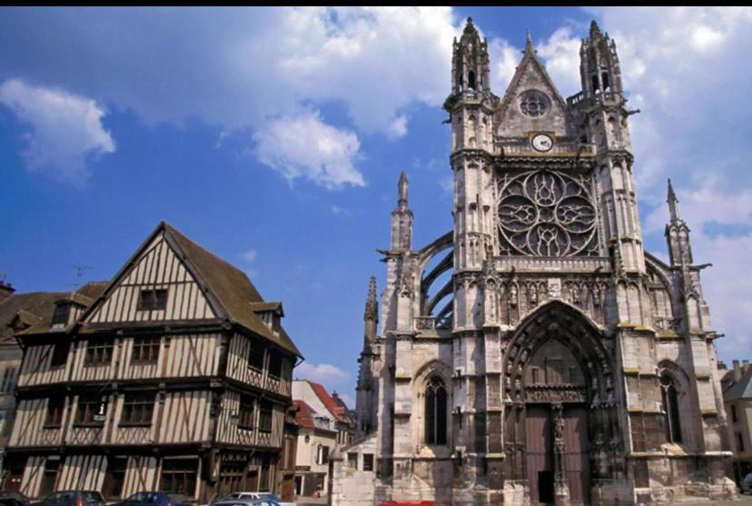 Apartment Magnifique Logement, Confortable Et Paisible. Saint-Marcel (Eure)
